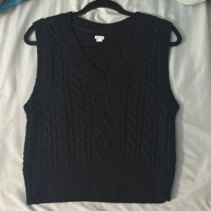 BLACK Aerie Sweater Vest